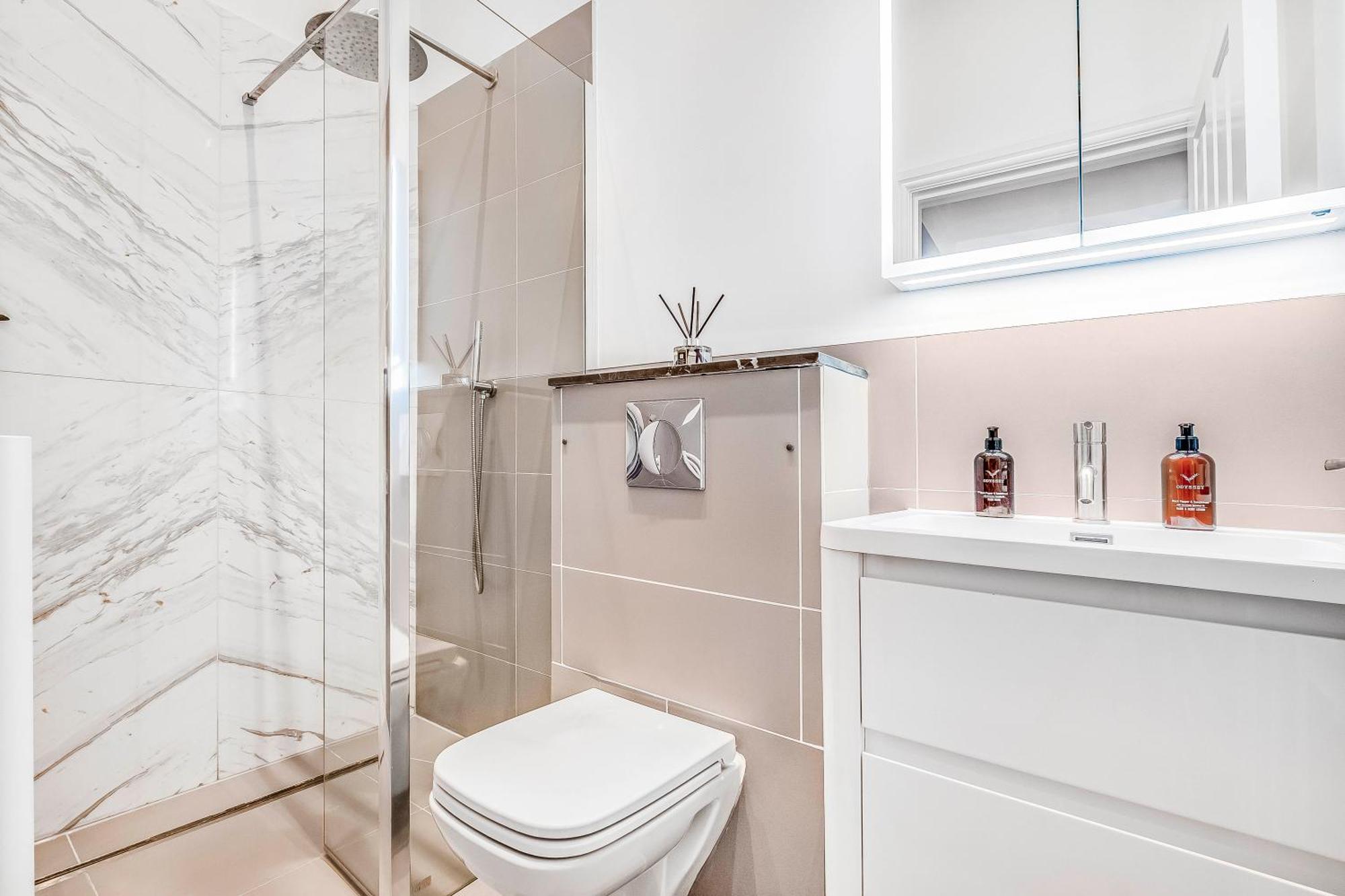 לונדון Kings Road Stylish Apartment In Chelsea מראה חיצוני תמונה